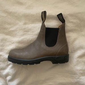 Blundstone 1469 Classic Chelsea Boots in Grey🖤